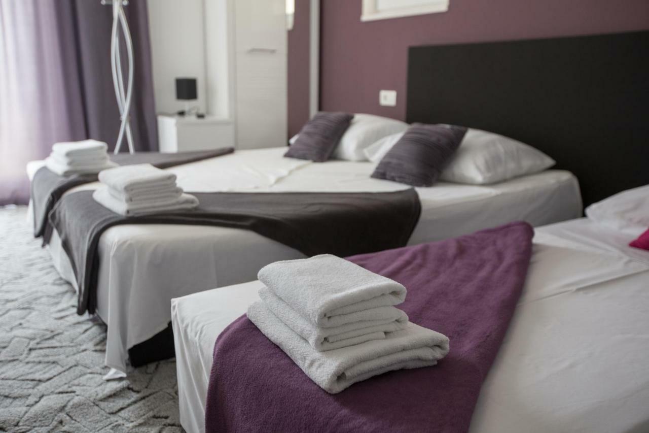 Luxury Apartment With Private Heated Pool Šibenik Extérieur photo